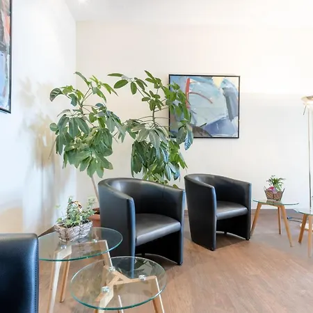 호텔 Acora Living The